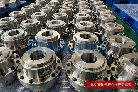 Crown Gear Coupling Solves Power Loss Problem Of PUF Sandwich Panel Production Line